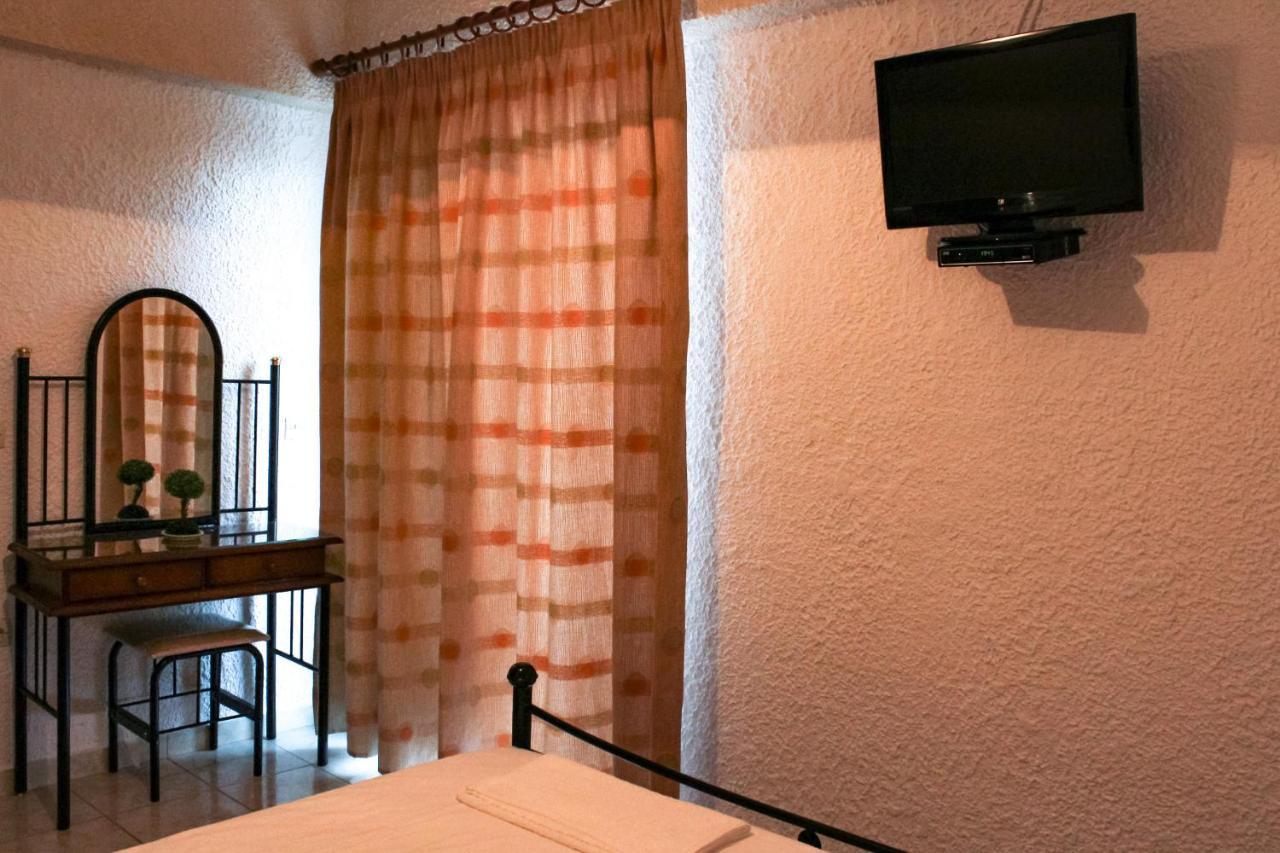 Haniotis Studios Faliraki Buitenkant foto