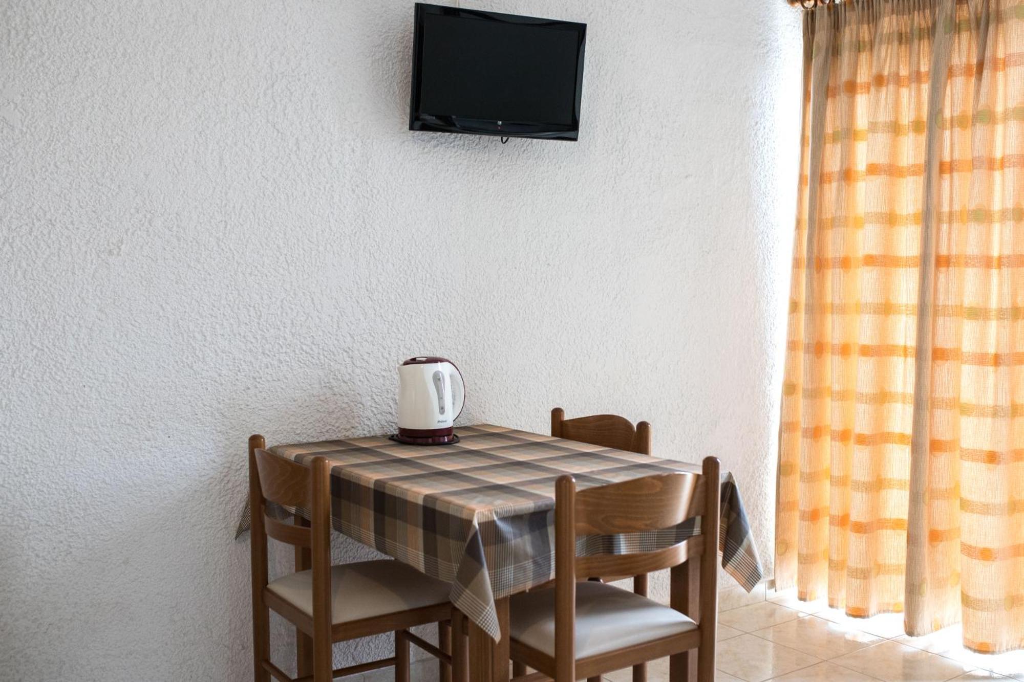 Haniotis Studios Faliraki Buitenkant foto