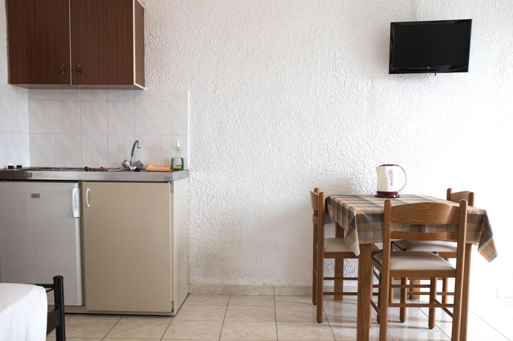 Haniotis Studios Faliraki Buitenkant foto