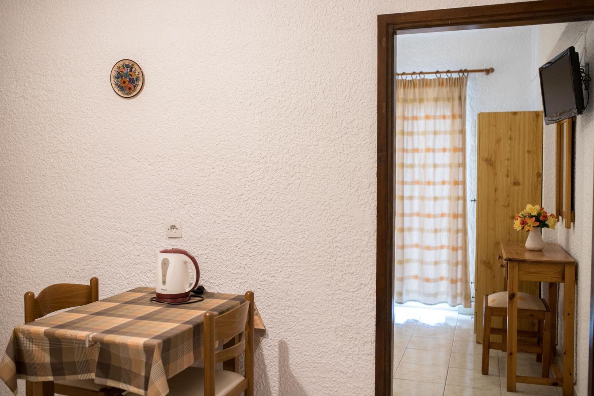 Haniotis Studios Faliraki Buitenkant foto